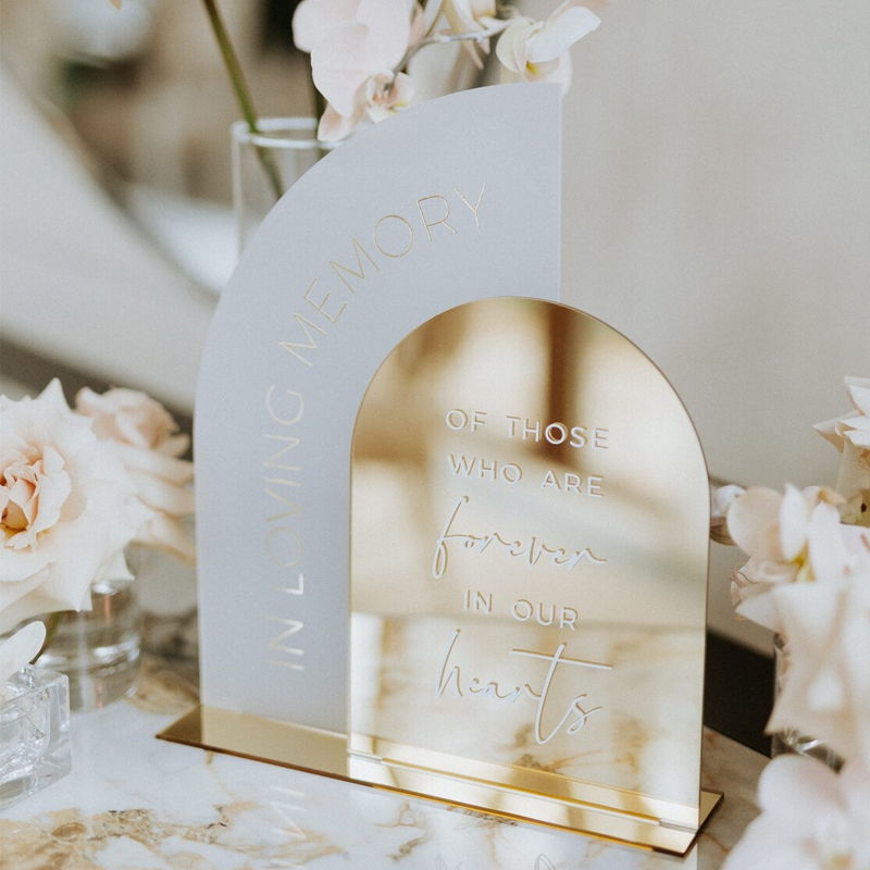 สัญลักษณ์ความทรงจำในความรักกระ - Table Number Gold บทวิจารณ์และราคา